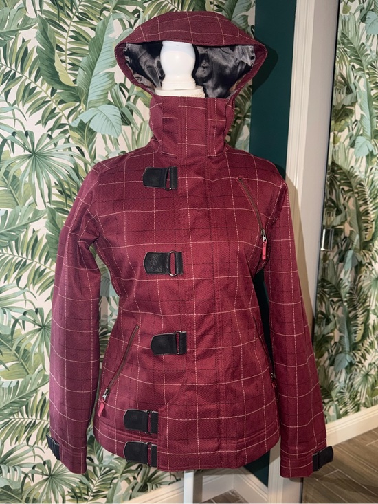 Burton Jackets & Blazers - Burton Dryride Dream Maroon Women’s Snowboarding Jacket Medium - Like New